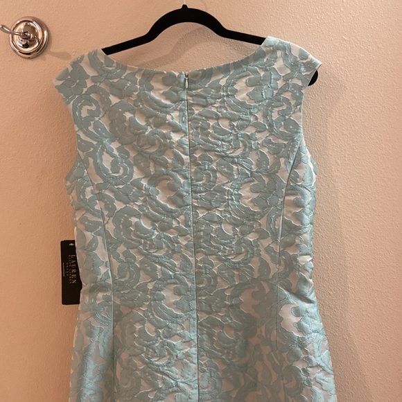 Light Blue Lauren Ralph Lauren sheath dress.  Size 12. NWT. Fully lined! - Picture 6 of 7
